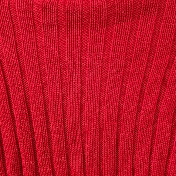 Revamped Cropped Turtleneck Sweater Cherry Red - Picture 5 of 8